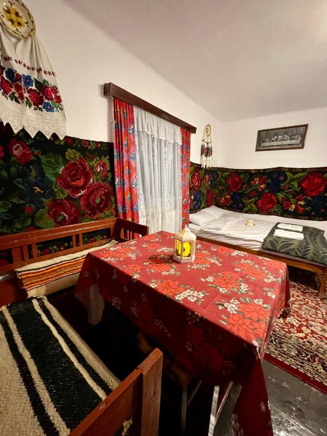 Statiunea Casa Fantana - La Poalele Muntilor -50 De Metri De Partia Olimpicaヴィラ エクステリア 写真