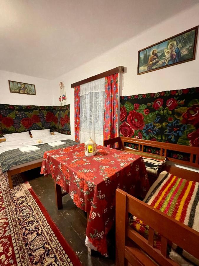 Statiunea Casa Fantana - La Poalele Muntilor -50 De Metri De Partia Olimpicaヴィラ エクステリア 写真