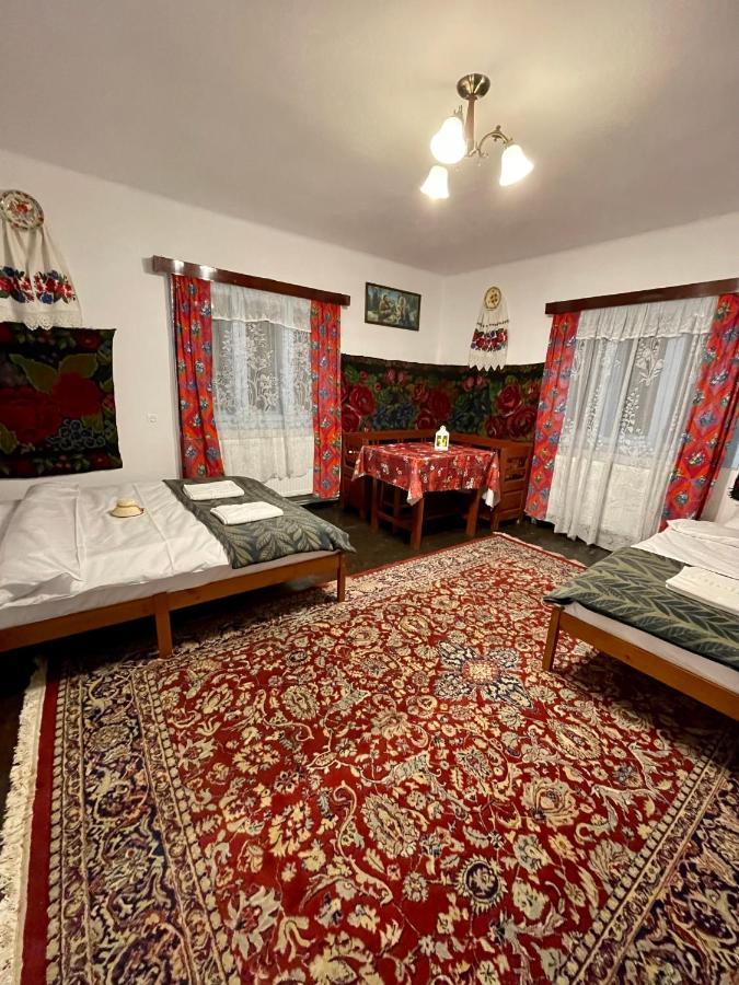 Statiunea Casa Fantana - La Poalele Muntilor -50 De Metri De Partia Olimpicaヴィラ エクステリア 写真